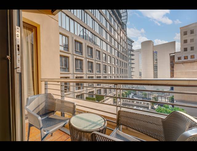 1 BEDROOM APARTMENT FOR SALE IN MORNINGSIDE